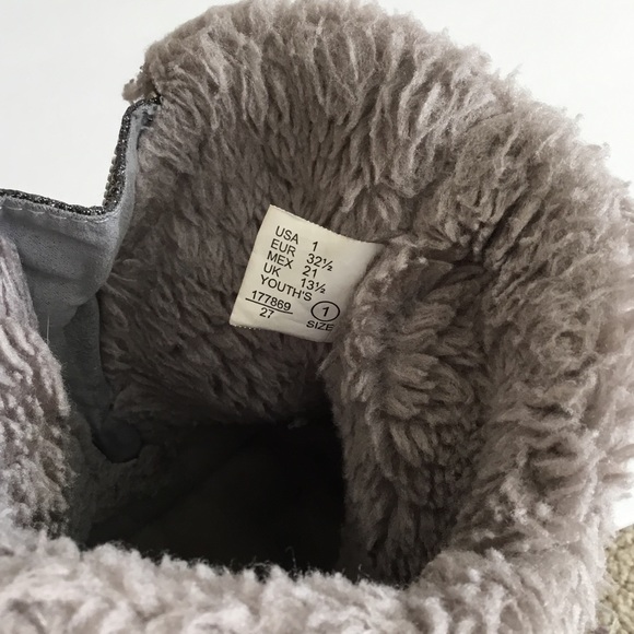 Airwalk Girls Boots Gray Faux Fur Lined Size 1 - Picture 8 of 8